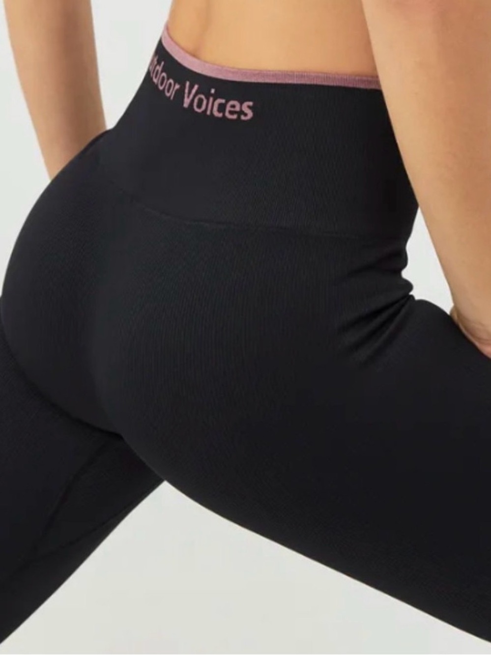 Outdoor Voices Seamless
Ribbed Black Leggins Size M